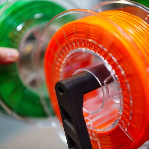 Filament spools